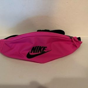 NIKE Fanny Pack
